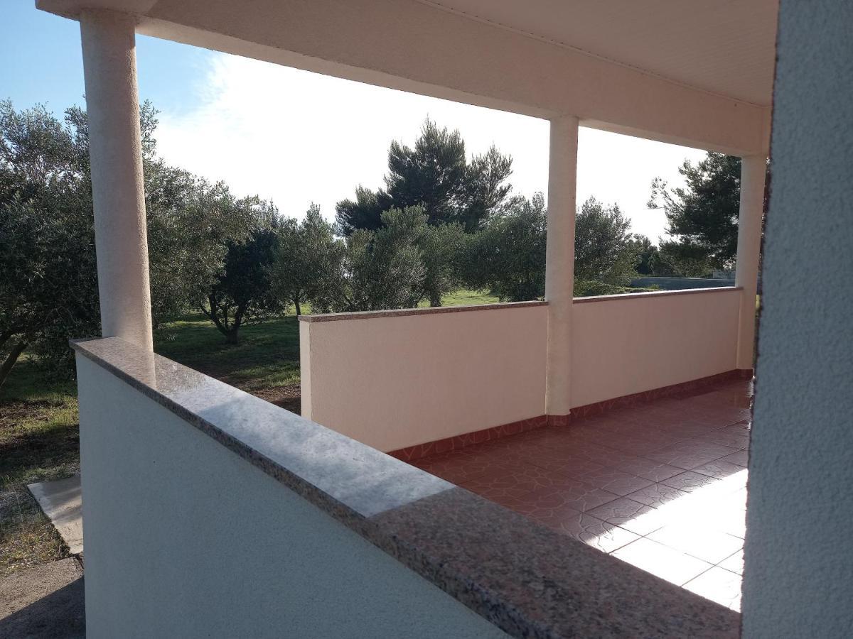 Vacation Home Katarina Nin Luaran gambar