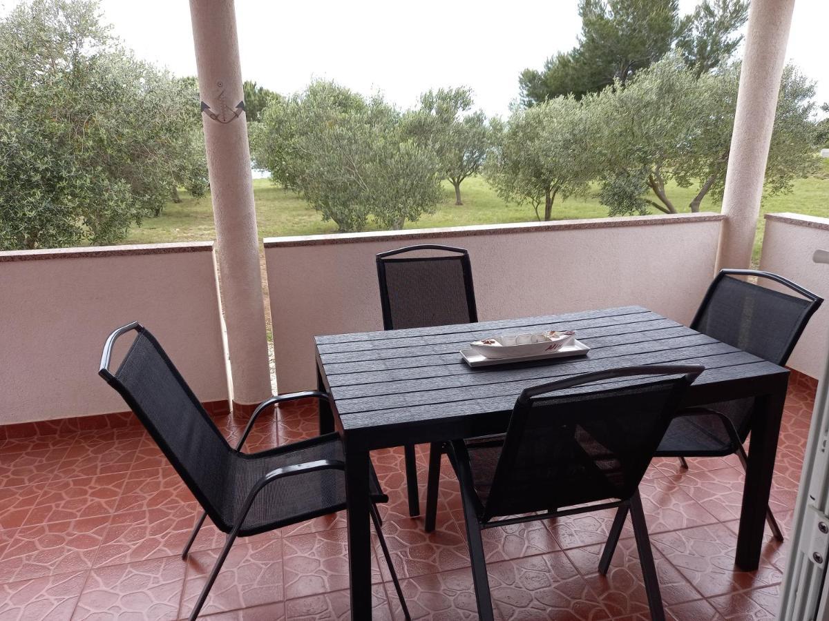 Vacation Home Katarina Nin Luaran gambar