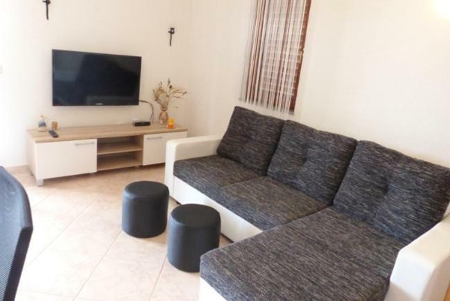 Vacation Home Katarina Nin Luaran gambar